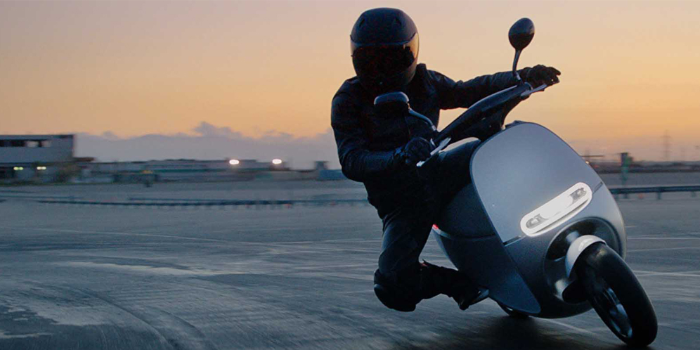 Skuter Cerdas Ini Bisa Terhubung Dengan Smartphone thumbnail